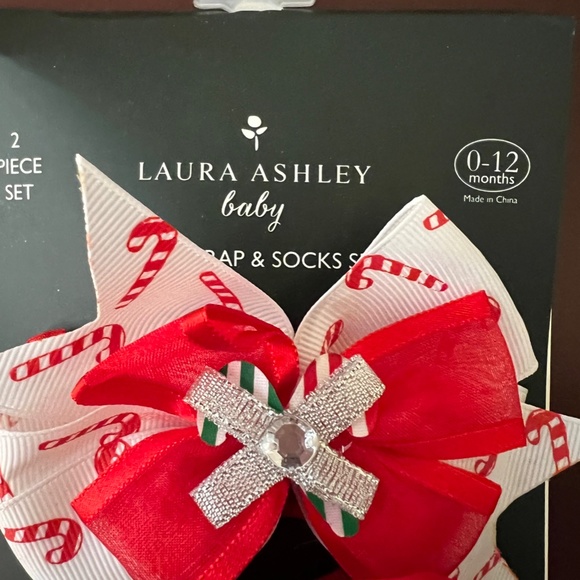 NWT Laura Ashley Christmas 2 Piece Set (Head Wrap & Socks) - 0-12 months - Picture 4 of 5